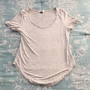 Old navy grey shirt